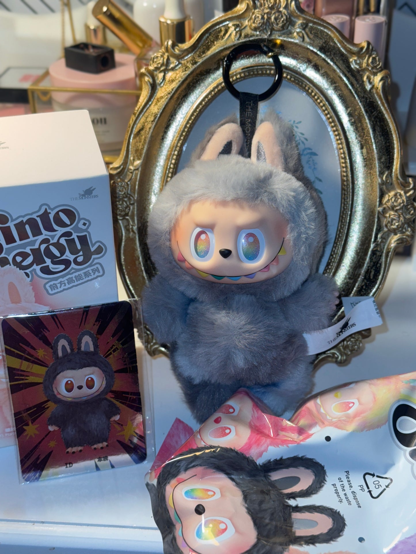 AUTHENTIC THE MONSTER Labubu - Big into Energy